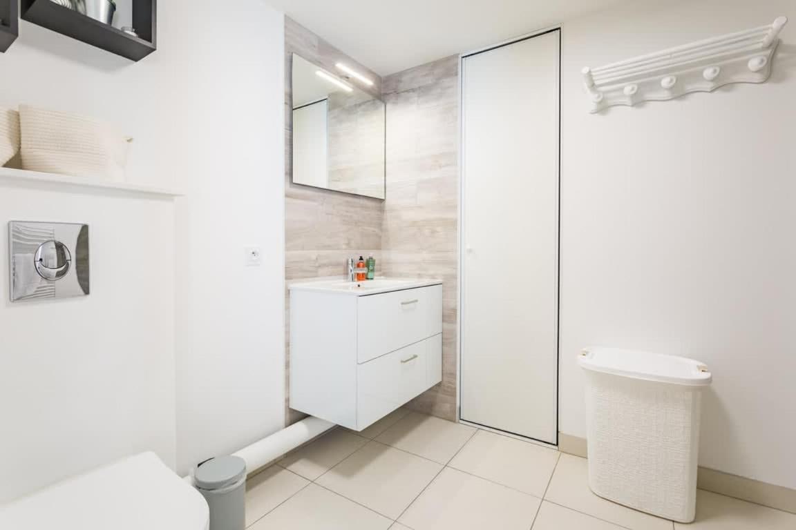 L'Ivoire - Joli Appartement - 1 Chambre Avec Rennes Ngoại thất bức ảnh
